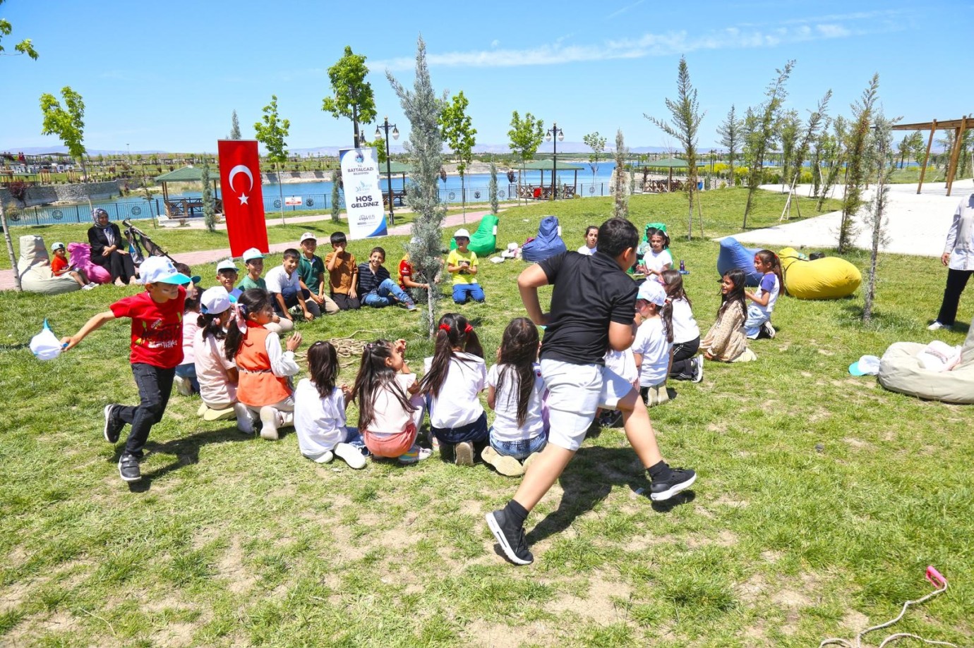Battalgazi Belediyesi'nin Düzenlediği 'Aile Her Şeydir' Programına Yoğun İlgi 