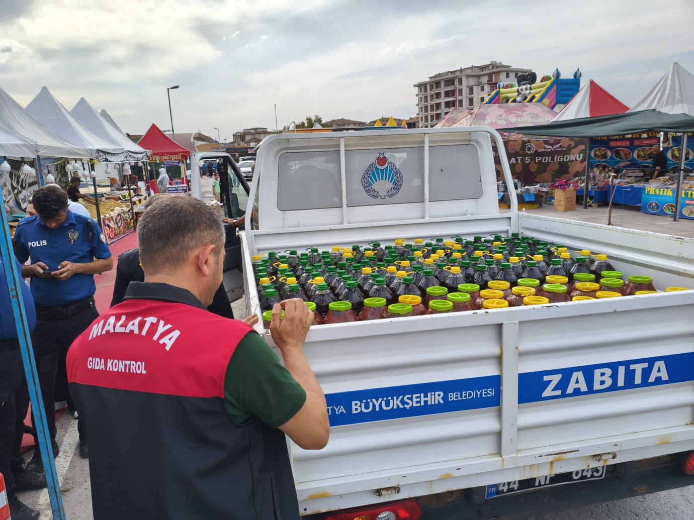 Dana Sucuk Diye Satılan Üründe Tavuk Eti Çıktı