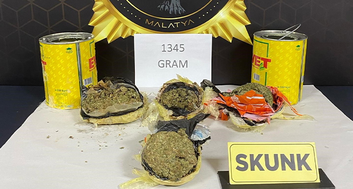 Margarin kutusundan uyuşturucu çıktı 