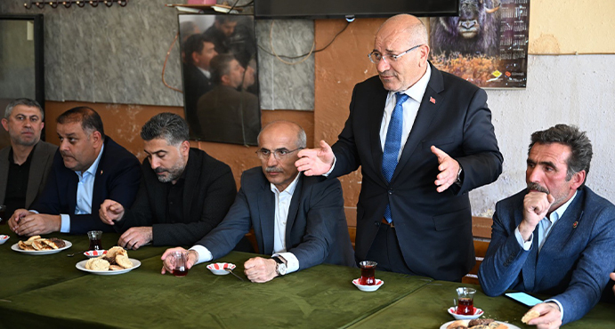  Tabaroğulları: “Birliğin gücüyle yeni ve modern bir Hekimhan’ı kuracağız”
